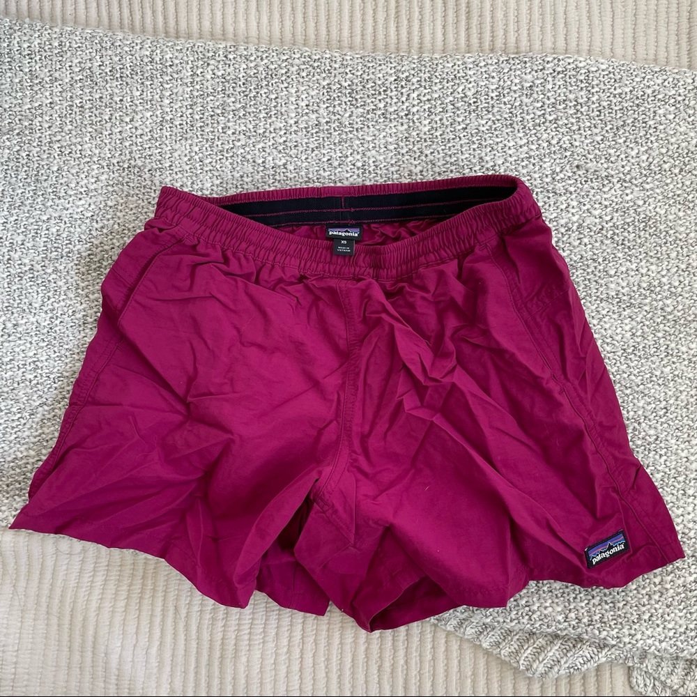 Patagonia baggie shorts, size XS, Color fuchsia pink